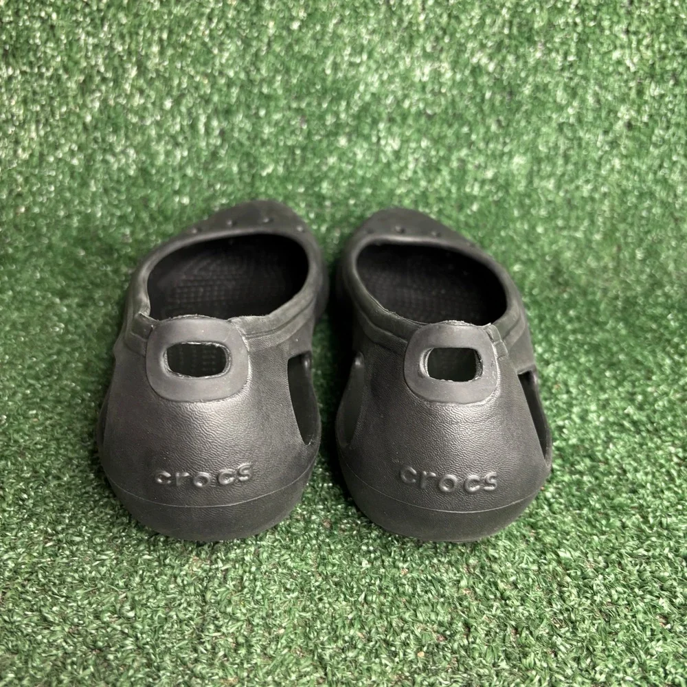 CROCS item you